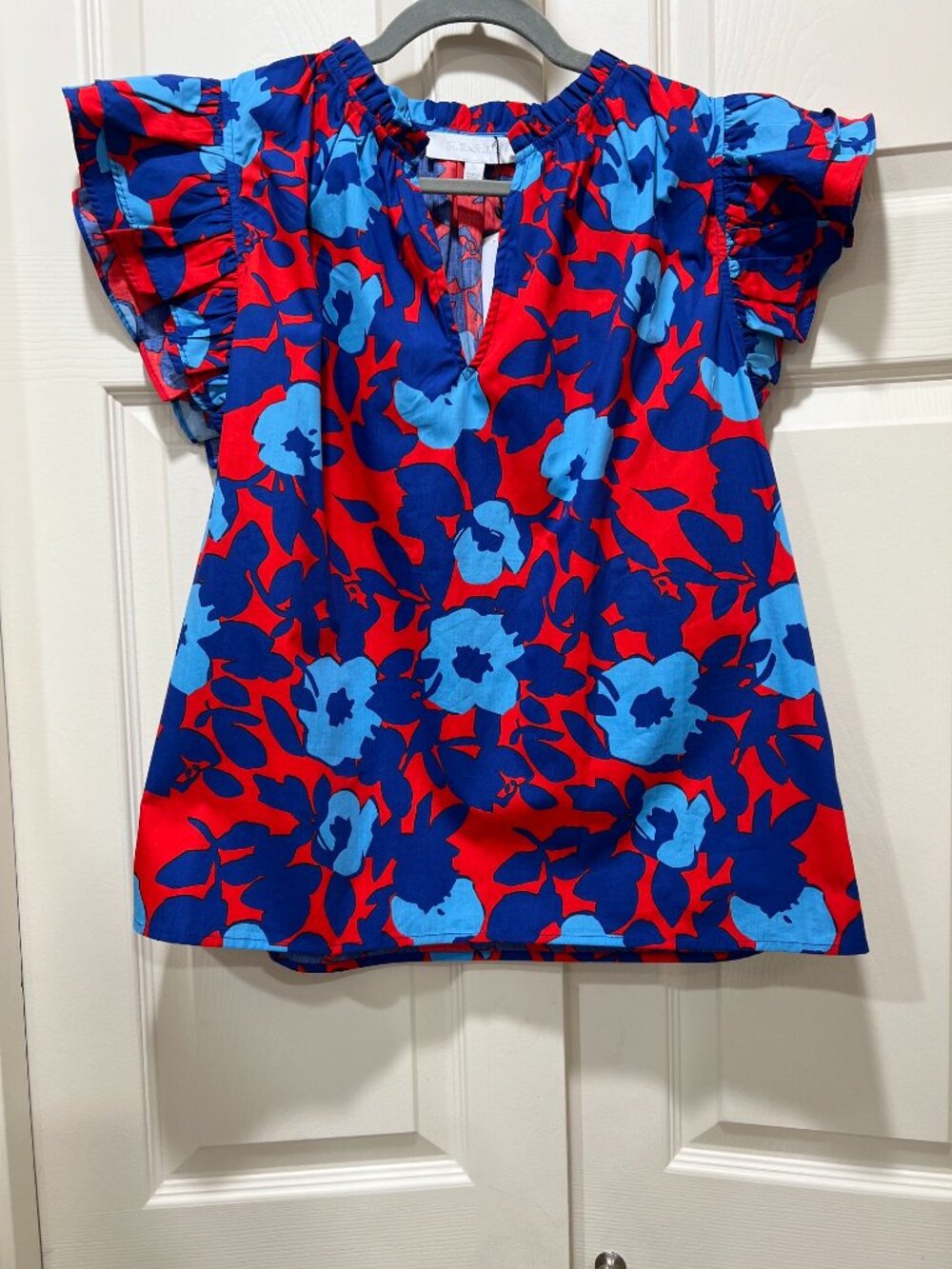 NWT Women's Sugarlips Ada Top Red & Blue Floral Ruffle Sleeve Blouse Size Small